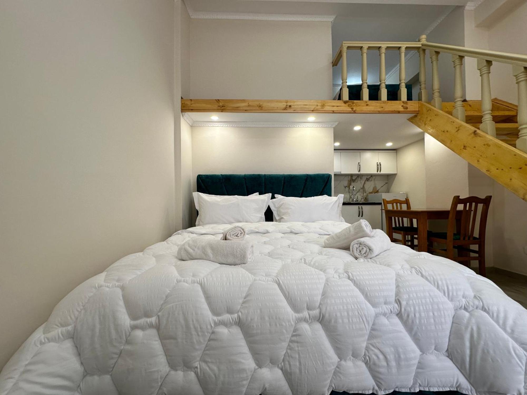 Troy Aparthotel Durres Exterior photo
