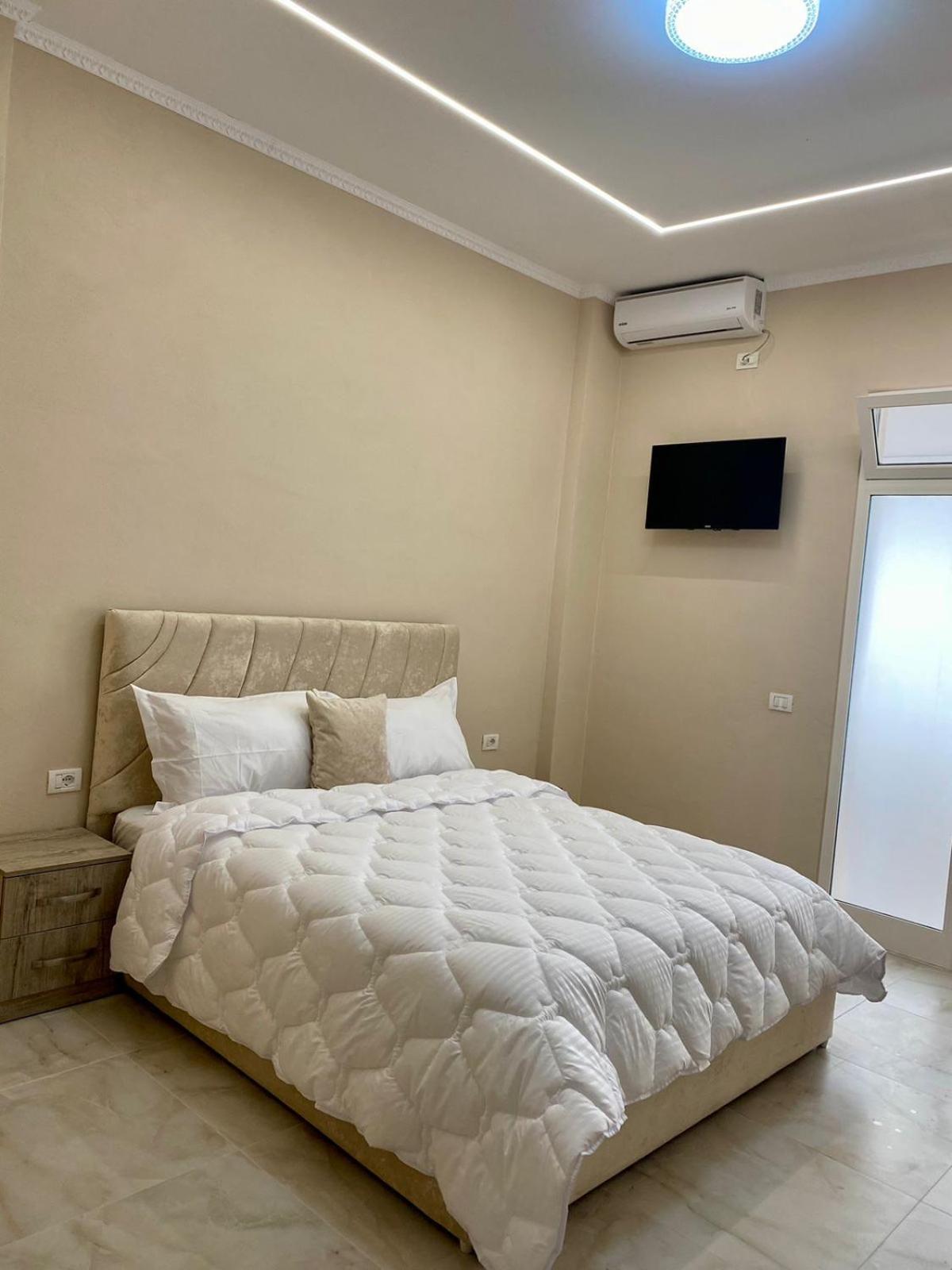 Troy Aparthotel Durres Exterior photo